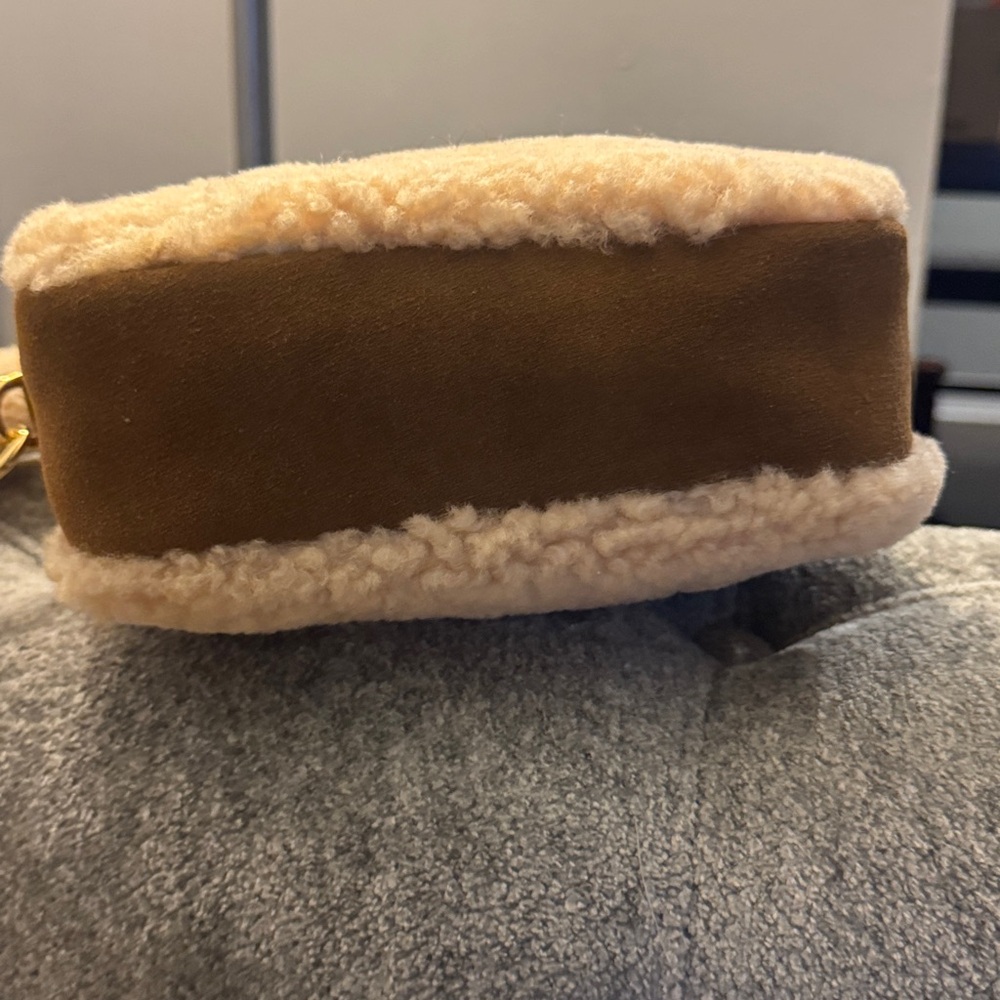 UGG Cream Plush Crossbody Bag with Leather Accents - Picture 2 of 8